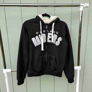 NFL Oakland Raiders Vintage Sherpa Zip-up Women's Hoodie Sweatshirt. Medium